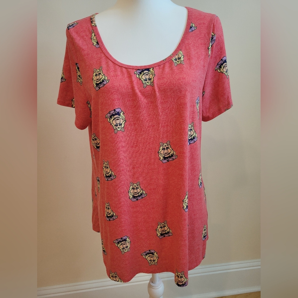 LulaRoe Miss Piggy Short Shirt, Large, Pink
